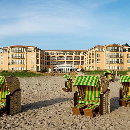 Gran Belveder & Ostsee Therme & ホテル シャルボイツ
