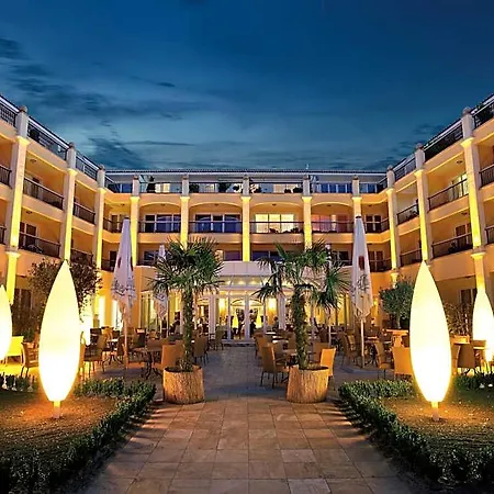 Gran Belveder & Ostsee Therme & ホテル